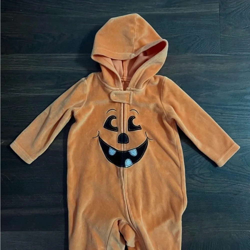 6-9 months soft pumpkin costume footie sleeper